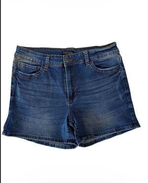 Silver Crush Women's Medium Wash Denim Shorts Size 11
